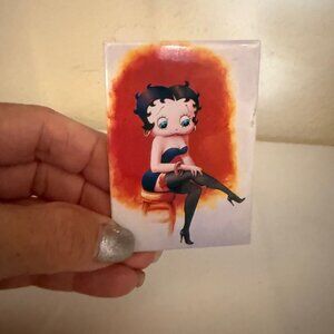 CLASSIC BETTY BOOP FUN MAGNET